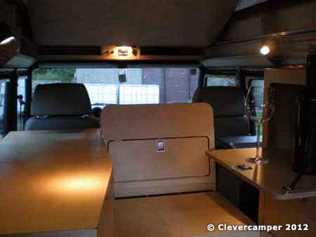 Clevercamper Innenausbau >> Staufach